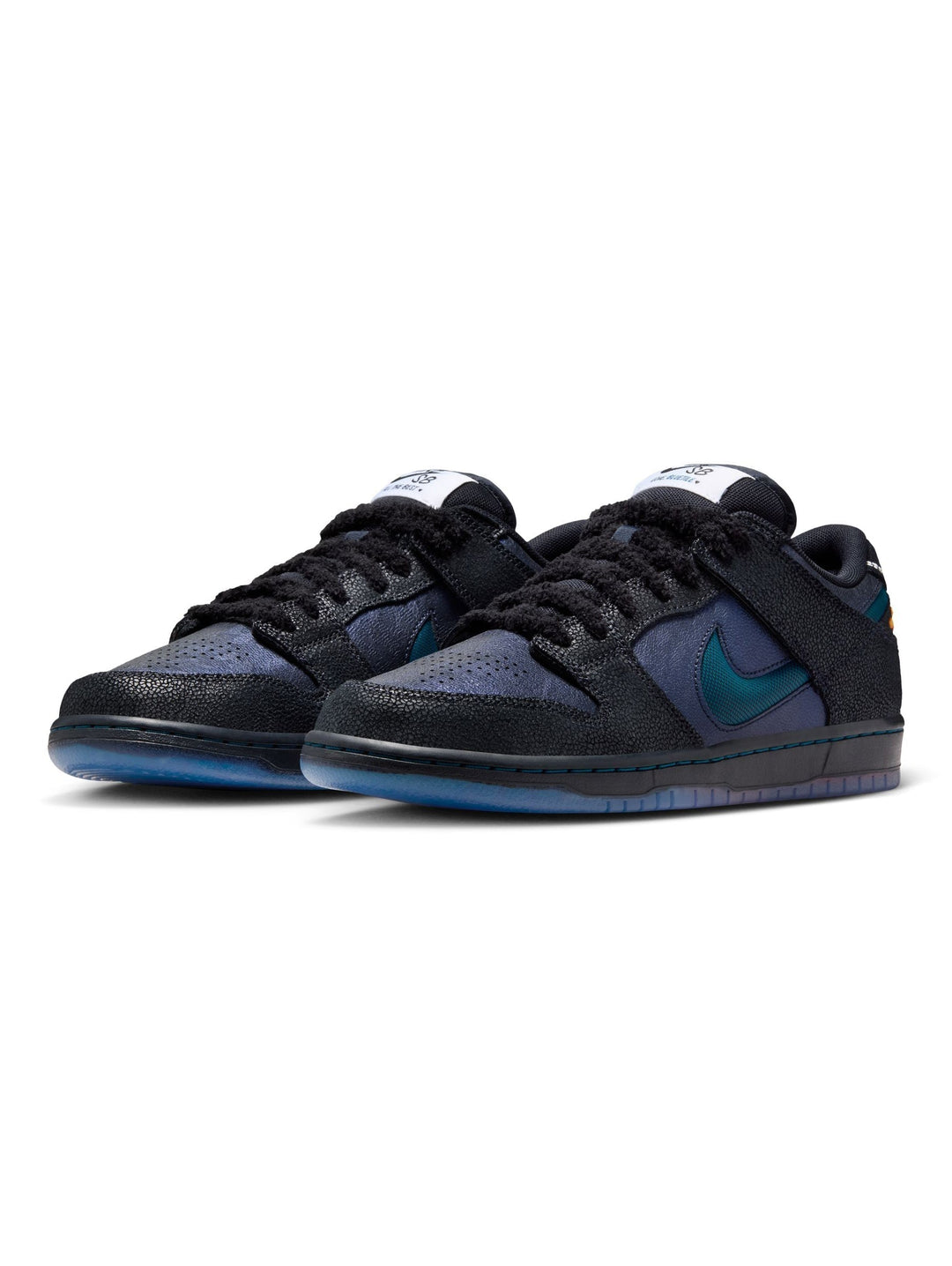 Nike Sb X Blutile Dunk Low pro Raffle - Release 5/8