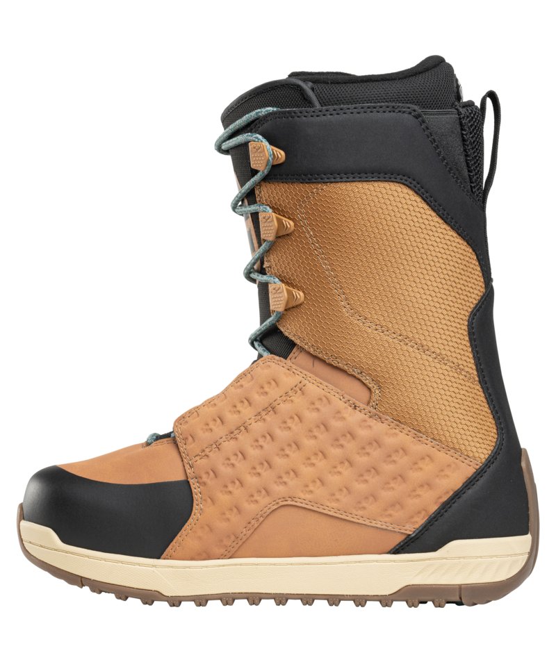 2027 32 Lashed Bradshaw Boot - Brown / Black