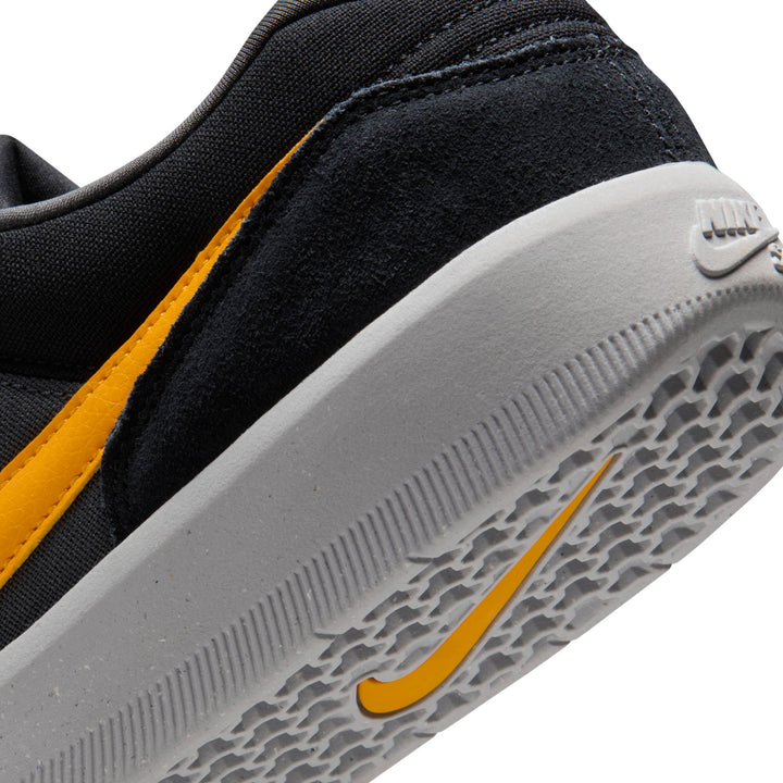 Nike SB Force 58 - Black / University Gold
