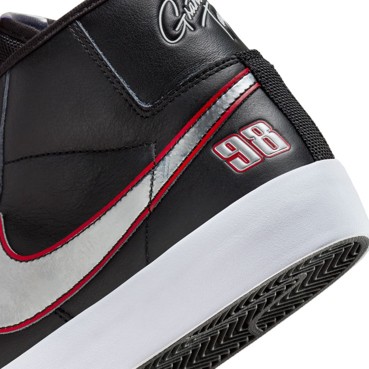 Nike SB Zoom Blazer Mid Pro GT - Black / Metallic Silver