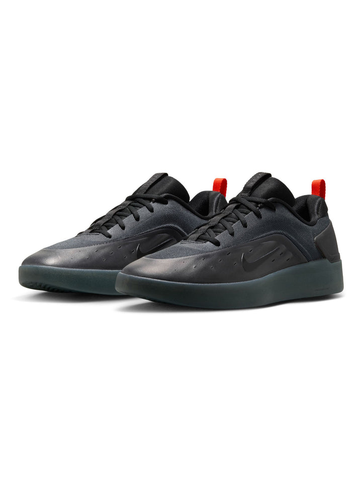 Nike SB Zoom Nyjah 4 - Cool Grey / White / Wolf