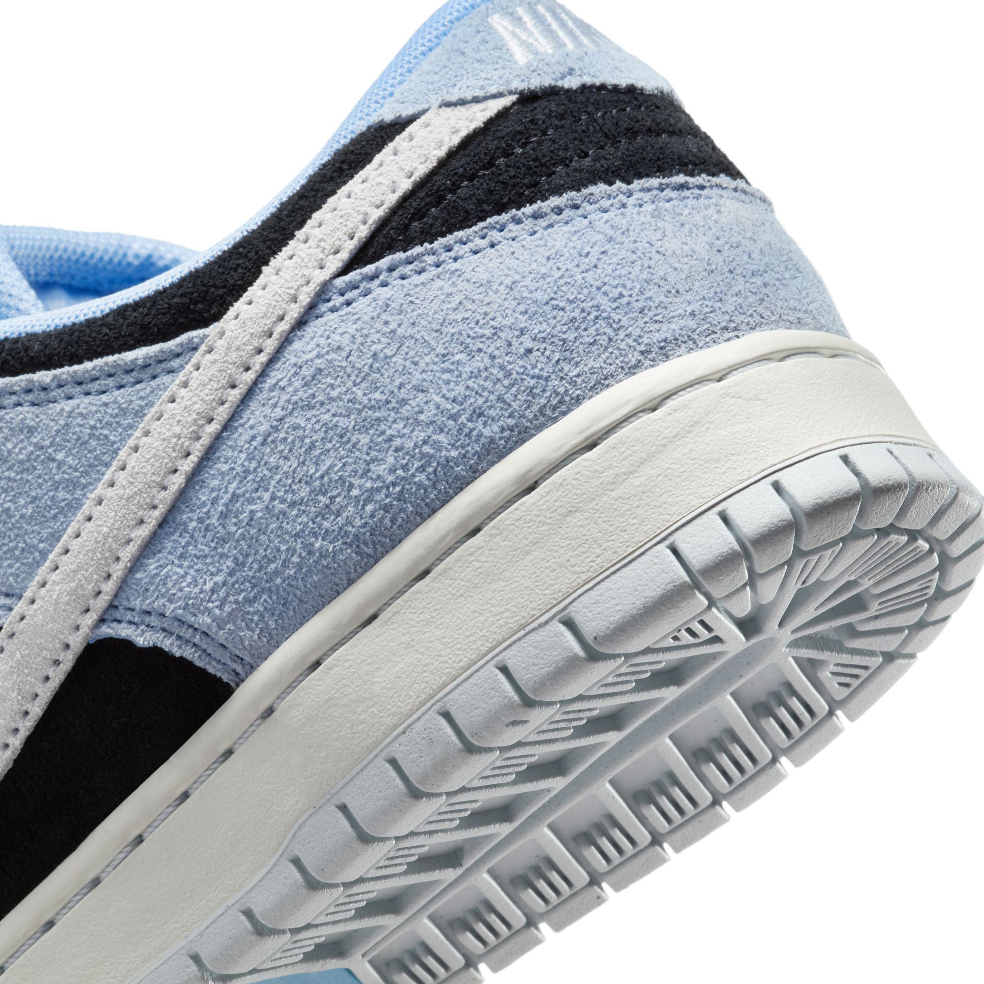 Nike SB Dunk Low Pro - Aluminum / Black / Football Grey – Civil