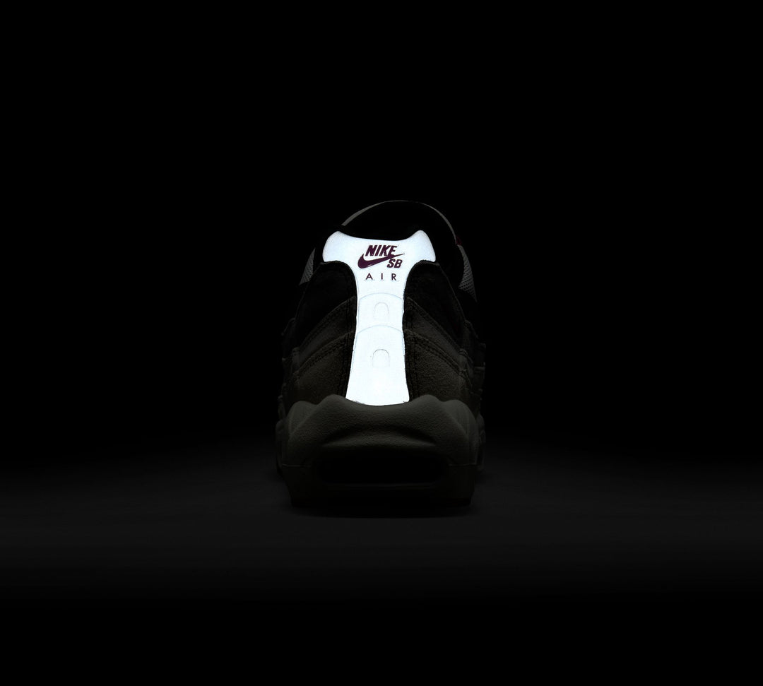 Nike SB Air Max 95 - Summit White / Cactus Flower-Photon Dust
