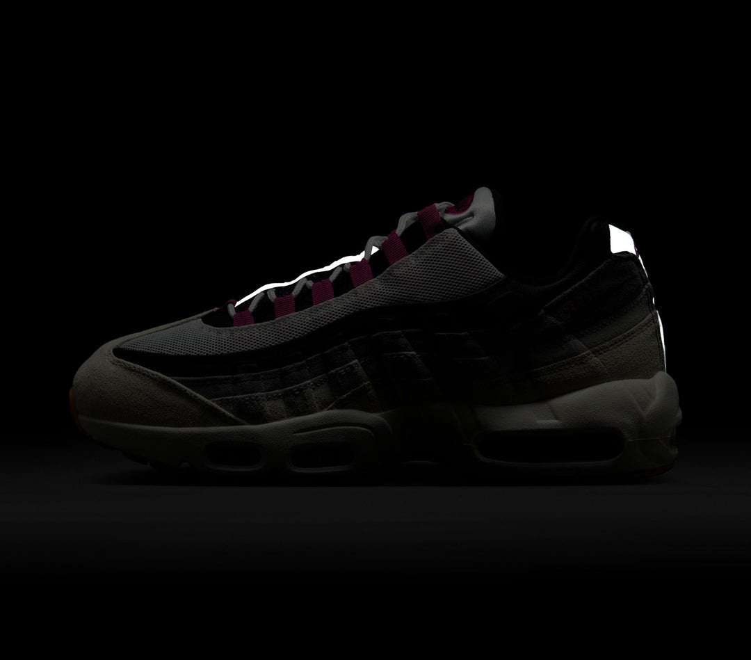 Nike SB Air Max 95 - Summit White / Cactus Flower-Photon Dust