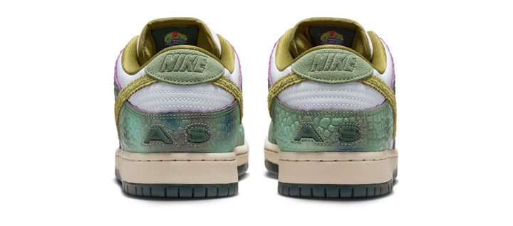 Nike SB Dunk Low Pro QS (Chameleon) - Oil Green / Desert Moss / White Vert Petrol