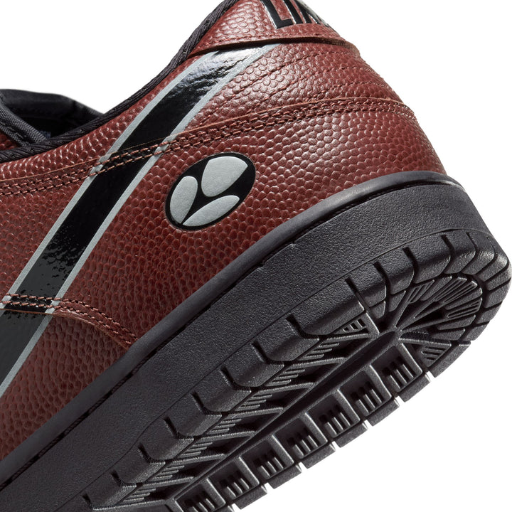 Nike SB Dunk Low Pro - Limosine Dark Pony / Black / Silver