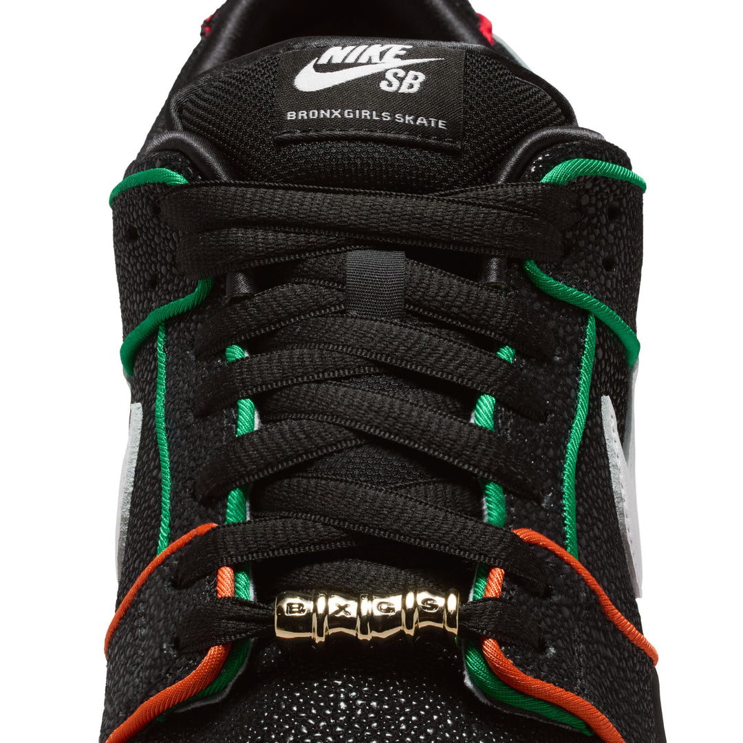 Nike SB Dunk Low Pro QS - Bronx Girls Skate