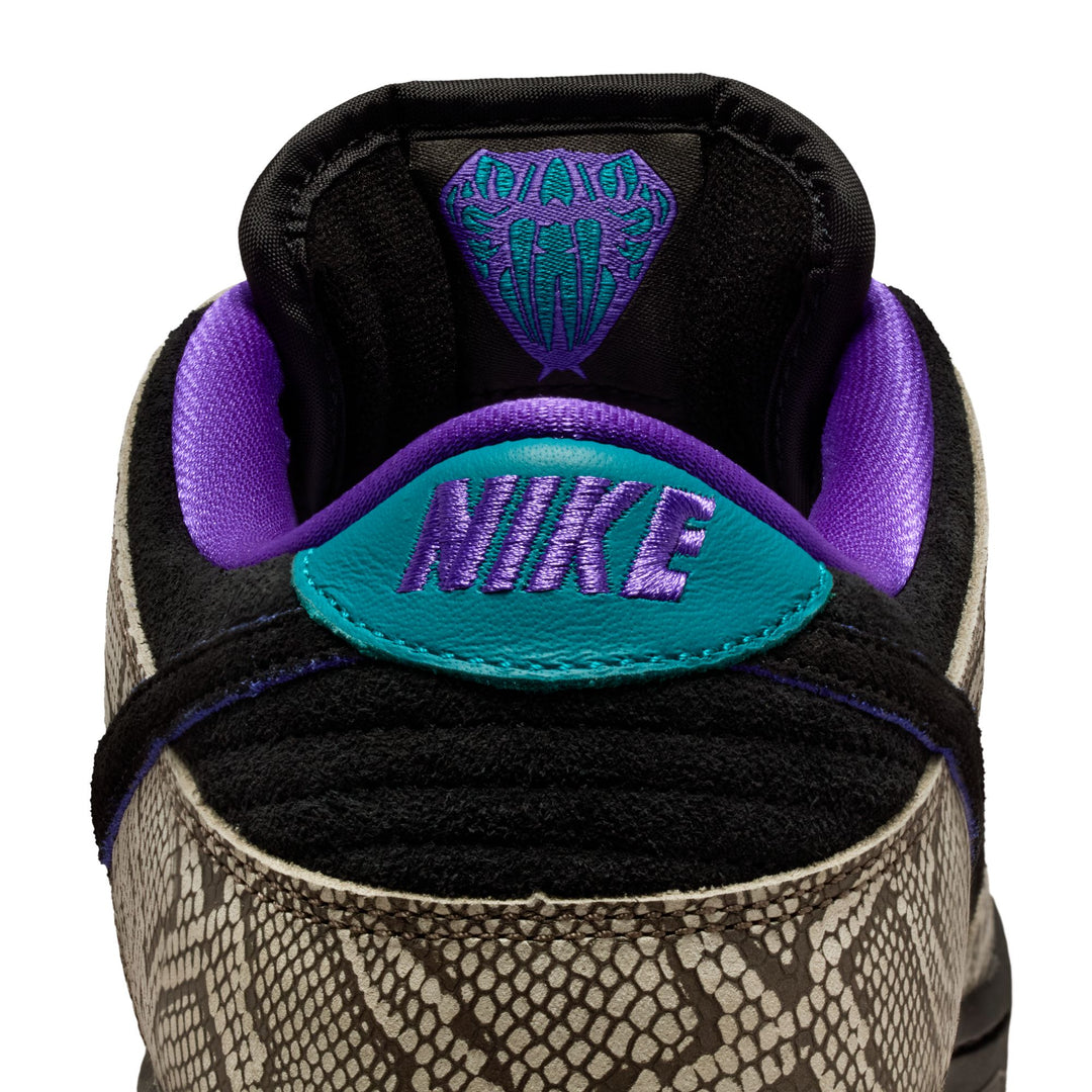 Nike SB x Dashawn Jordan Dunk Low Pro - String Black / Bright Spruce / Fierce Purple