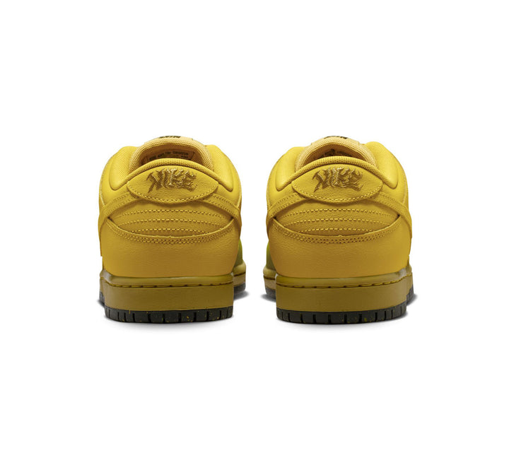 Nike SB Dunk Low Pro  - Saffron / Quartz