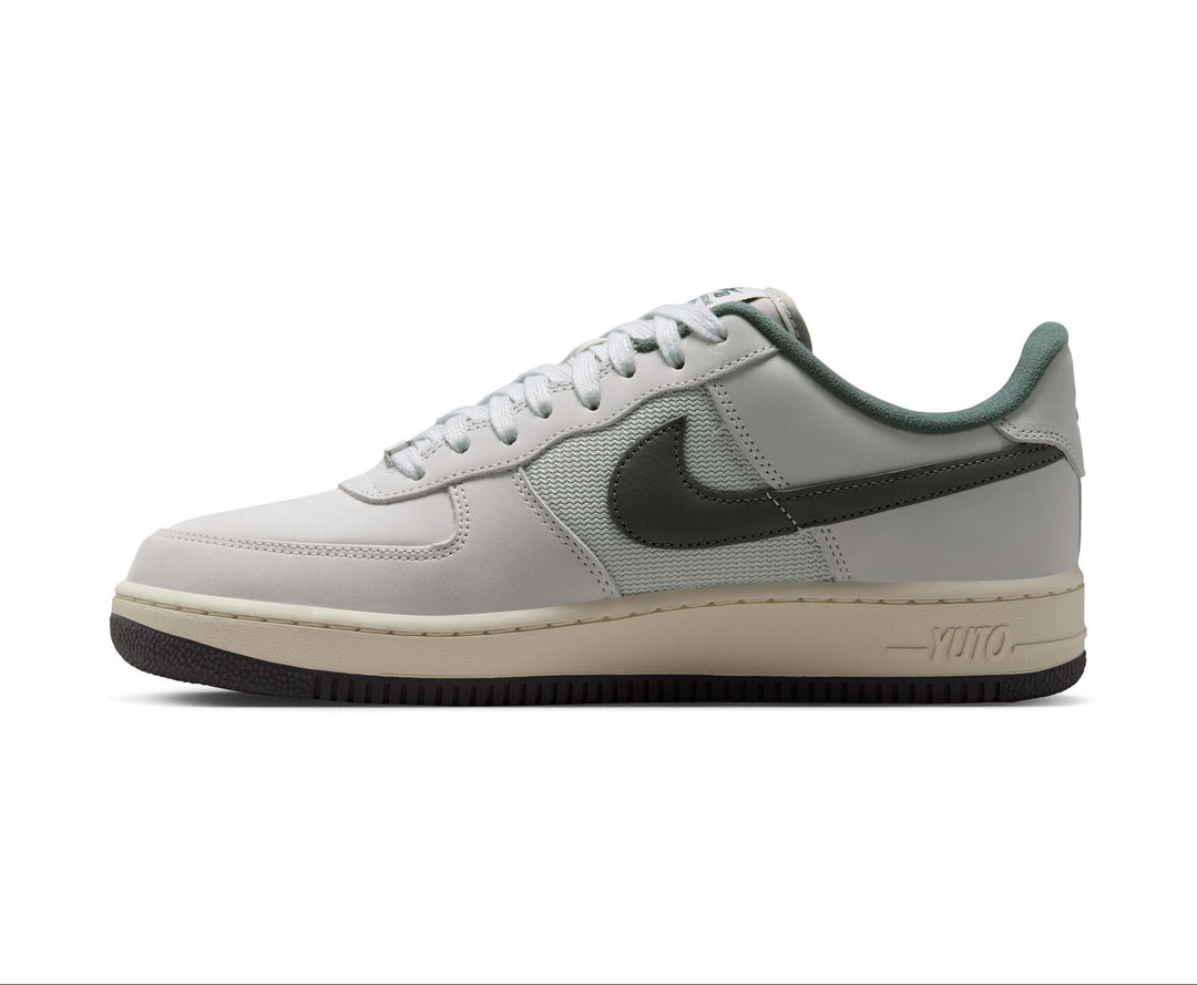 Nike SB Air Force 1 x Yuto - White / Iron Grey