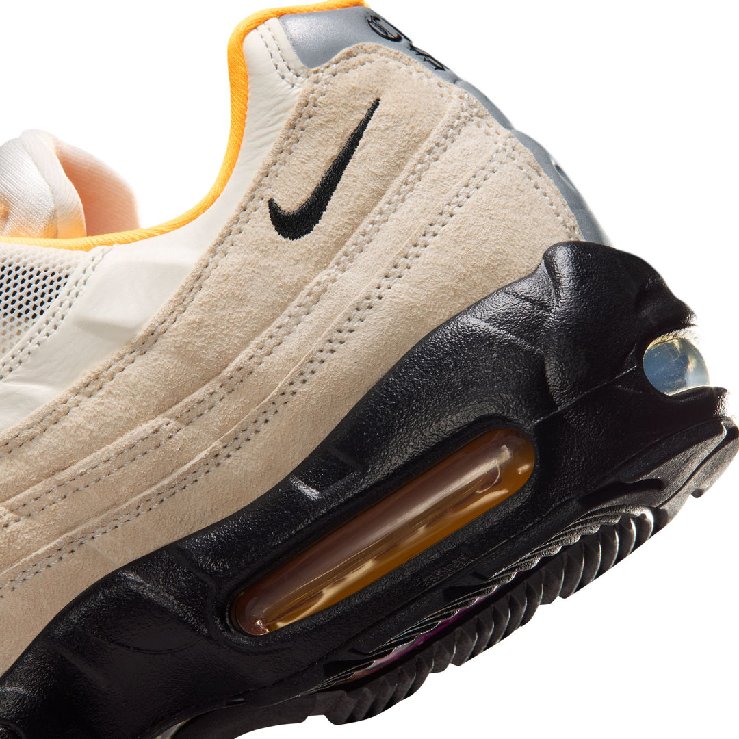 Nike SB Air Max 95 WC - Sail / Black / Laser Orange