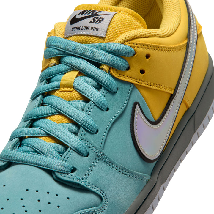 Nike SB Dunk Low Pro "Muni Fast Pass" - Lightening / Wolf Grey-Denim Turq