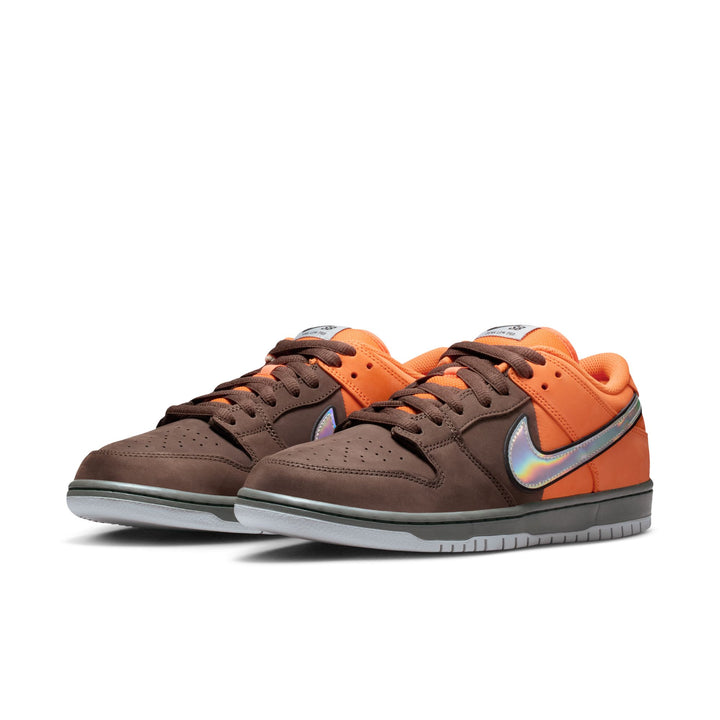 Nike SB Dunk Low Pro "Muni Fast Pass" - Safety Orange / Baroque Brown