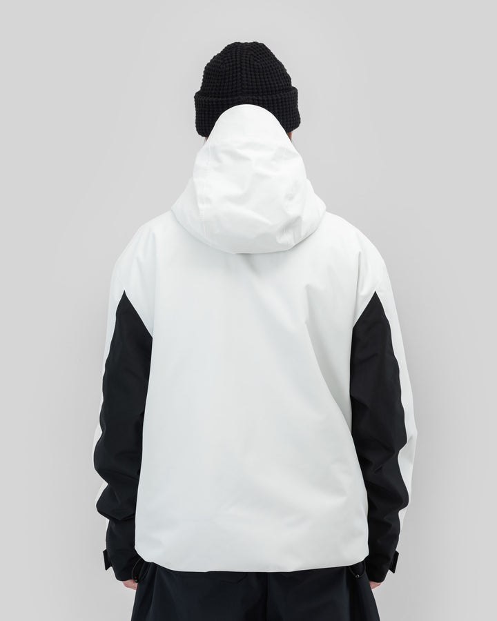 Beyond Medals Cargo 2L Jacket - White