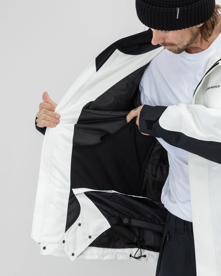 Beyond Medals Cargo 2L Jacket - White