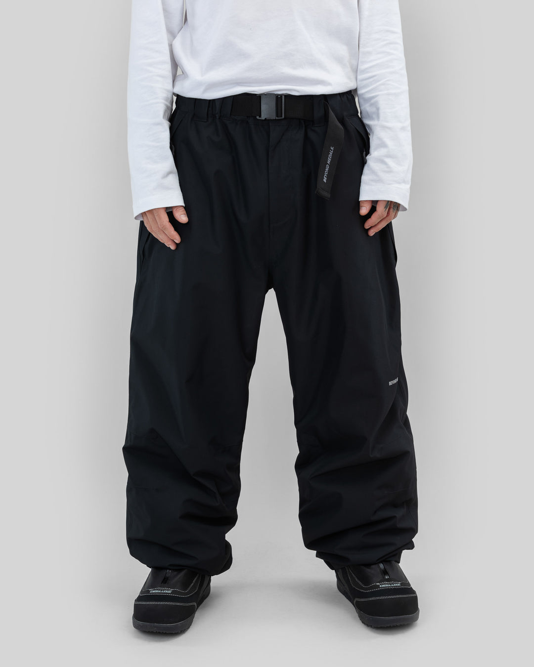 Beyond Metals Nostalgia 2L Pants - Black