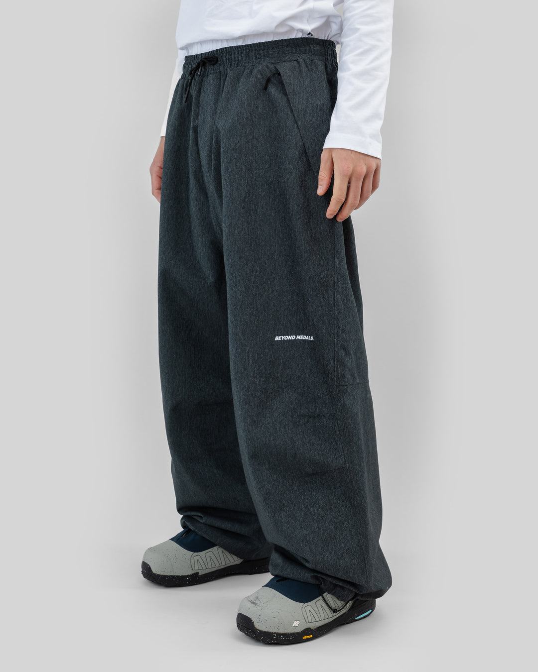 Beyond Medals Park Pants Denim - Grey