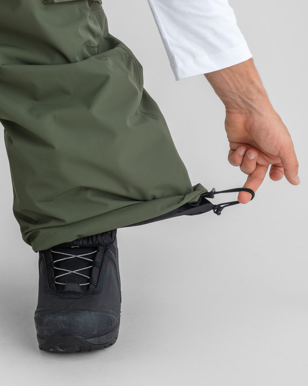 2027 Beyond Medals Park Pants Cargo 2L - Dark Green