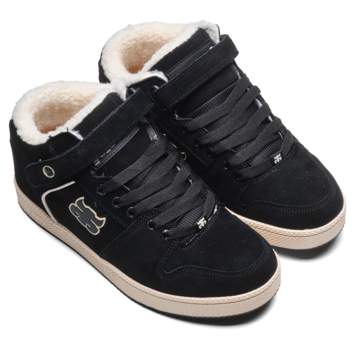 IPath Grasshopper - Waxed Black Suede Shearling