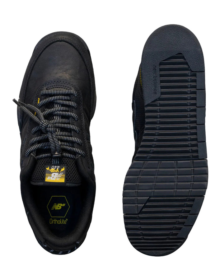 New Balance Numeric 440 v2 Trail Low Wide - Black / Black