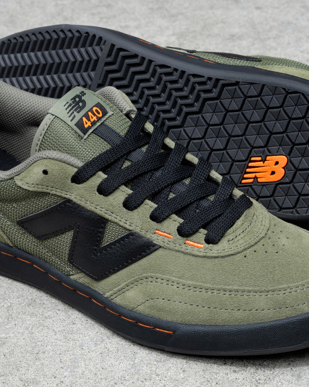 New Balance Numeric 440 V2 - Olive / Black