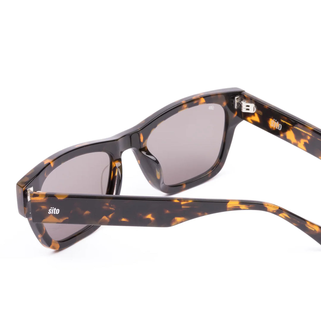 Sito Boston - Ecru Tort / Iron Grey