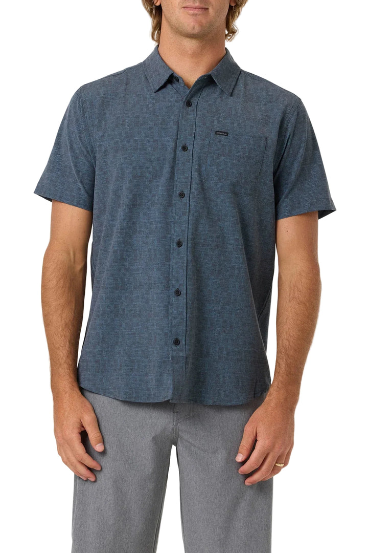 O'Neill TRVLR UPF Standard Fit Shirt - Black
