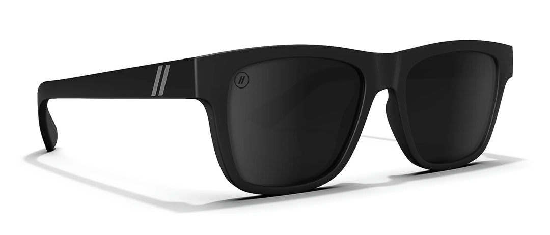 Blenders Tate - Matte Black / Smoke