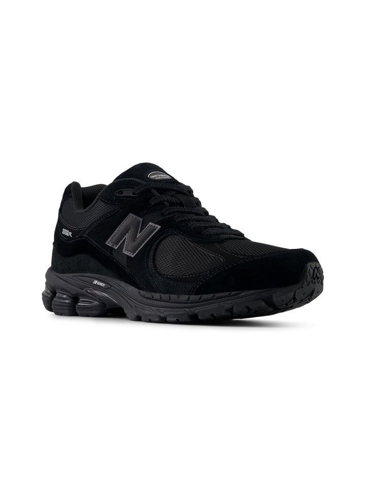 New Balance 2002RV1 - Black / Black