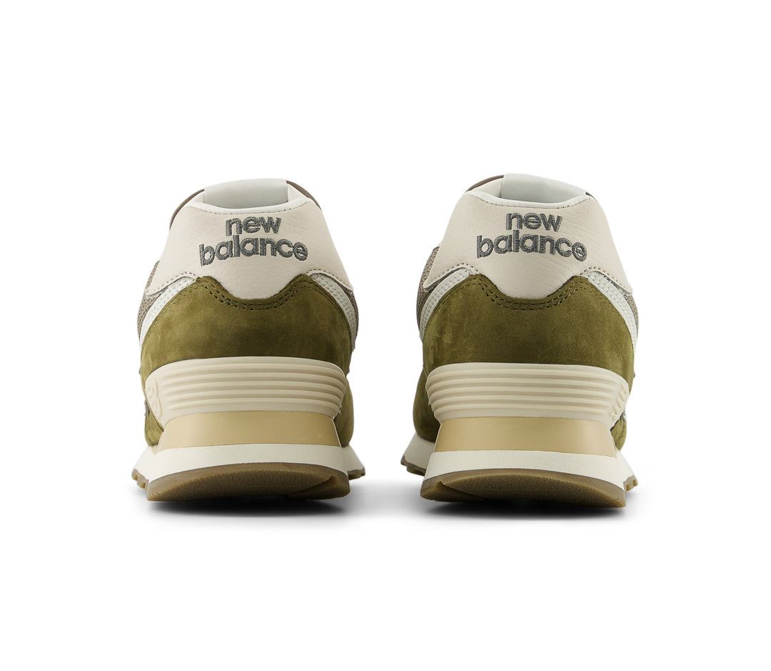 New Balance 574 - Calcium / Dark Silver Metallic