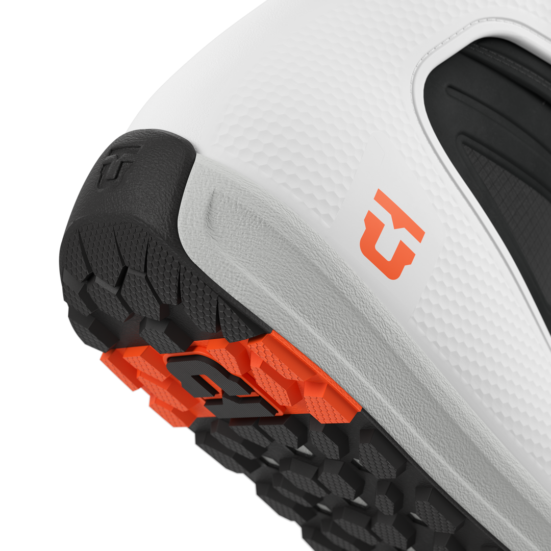 2026 Union Reset Pro Mens Snowboard Boot - White / Black