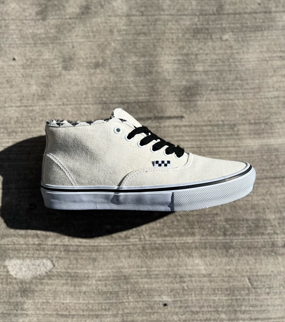 Vans Skate Authentic Mid x Monster Children - White