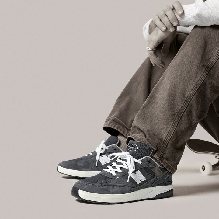 New Balance Numeric Reynolds 933 - Grey Day