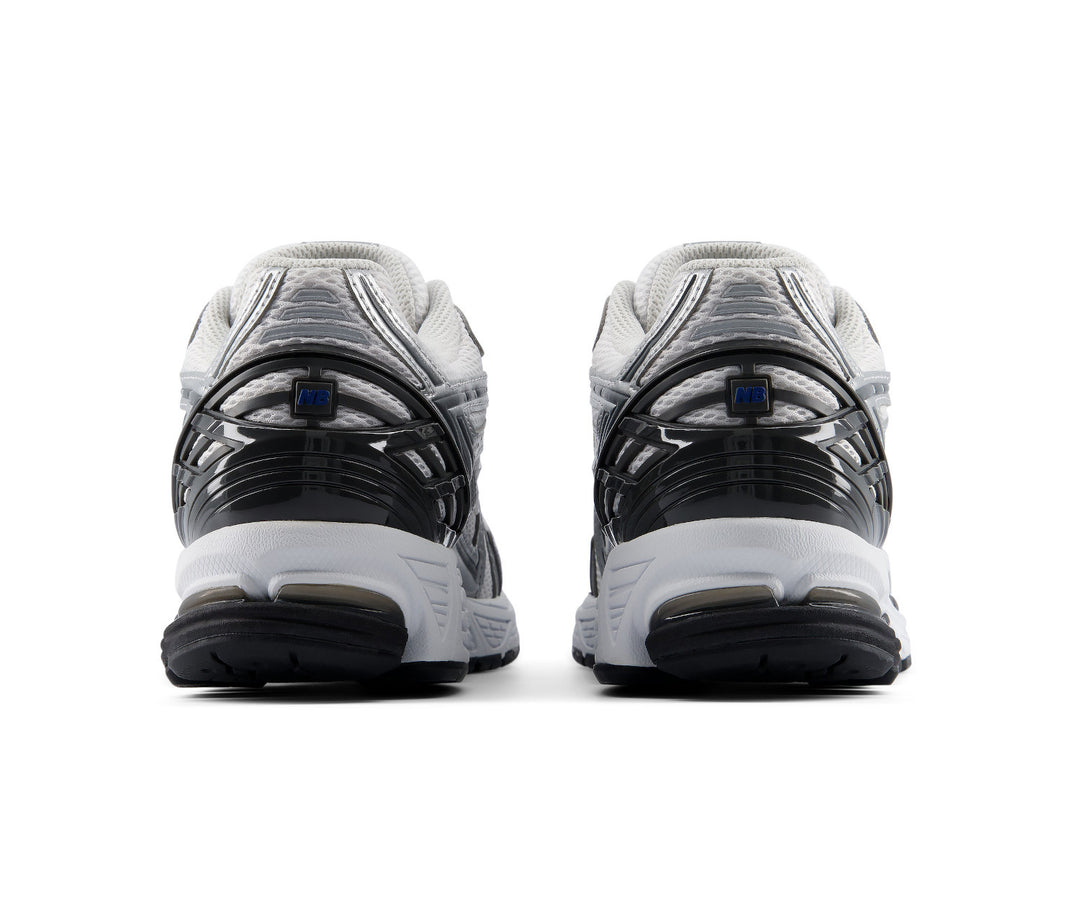 New Balance 1906R - Silver / Grey
