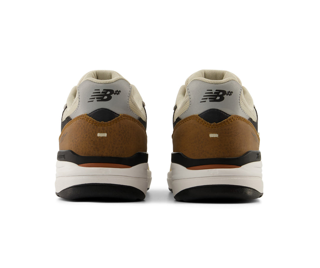New Balance Numeric Reynolds 933 - White / Brown